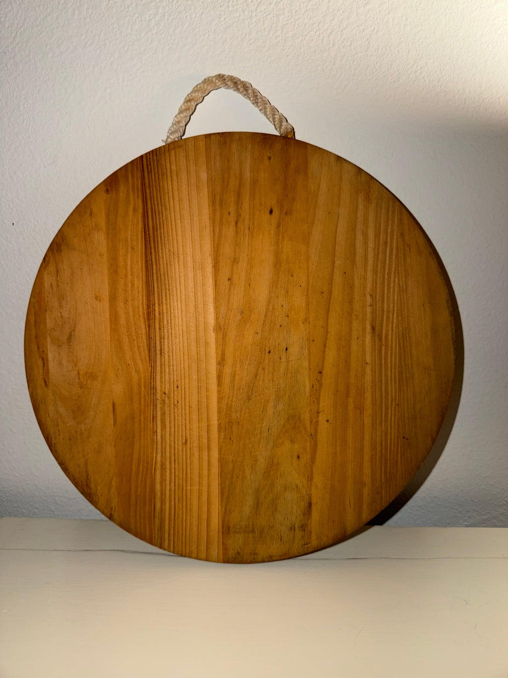 Round Botanical Decoupage Wood Cutting Board with Rope Handle