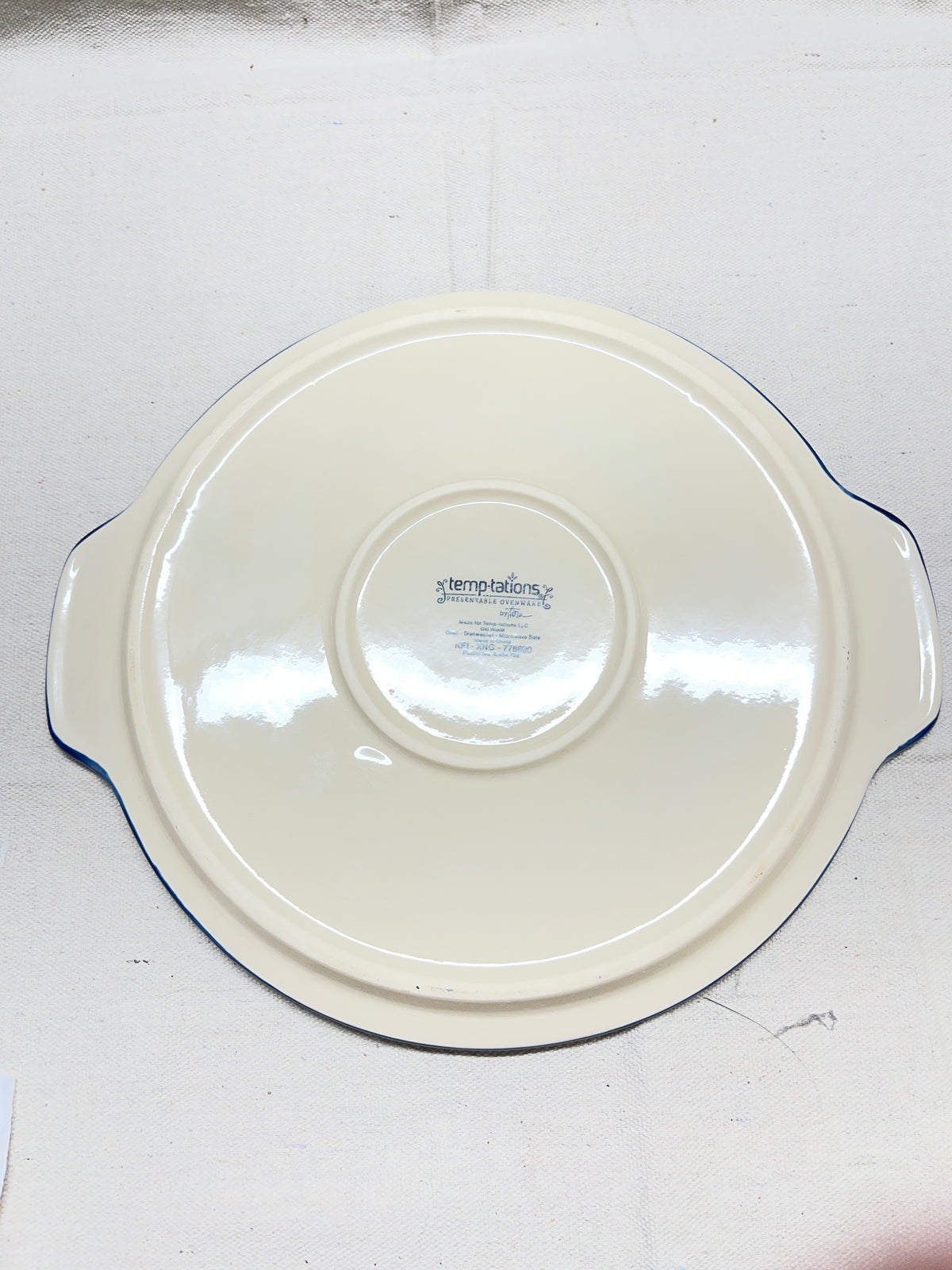 Temp-tations Old World Floral Round Handled Baking Dish Trivet Lid
